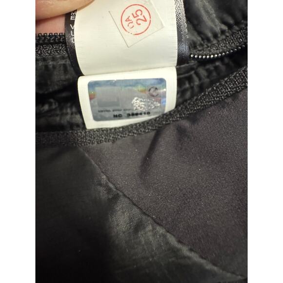 The North Face Summit Series Primaloft Insulated Black Jacket – Men’s Medium - Picture 8 of 8